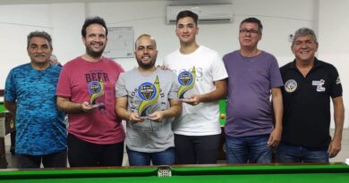Thiago Gomes é campeão da 6ª Copa Nélio Corrêa de Sinuca