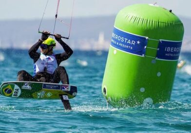 Bruno Lobo preparado para mais uma competição internacional de kitesurf