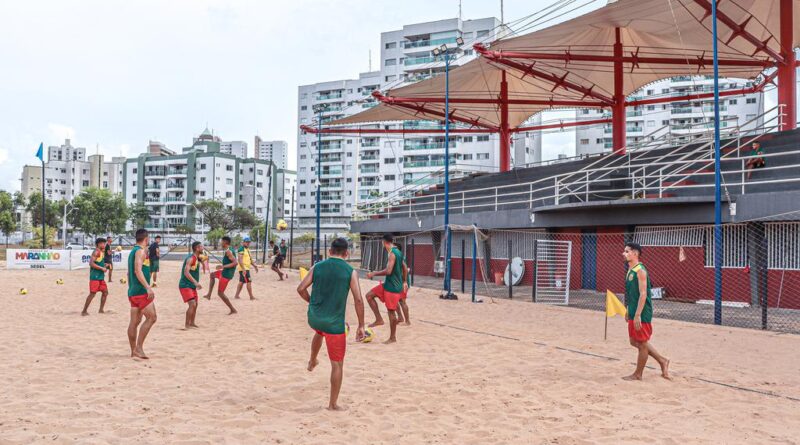 Beach Soccer: Sampaio altera rotina para superar altas temperaturas